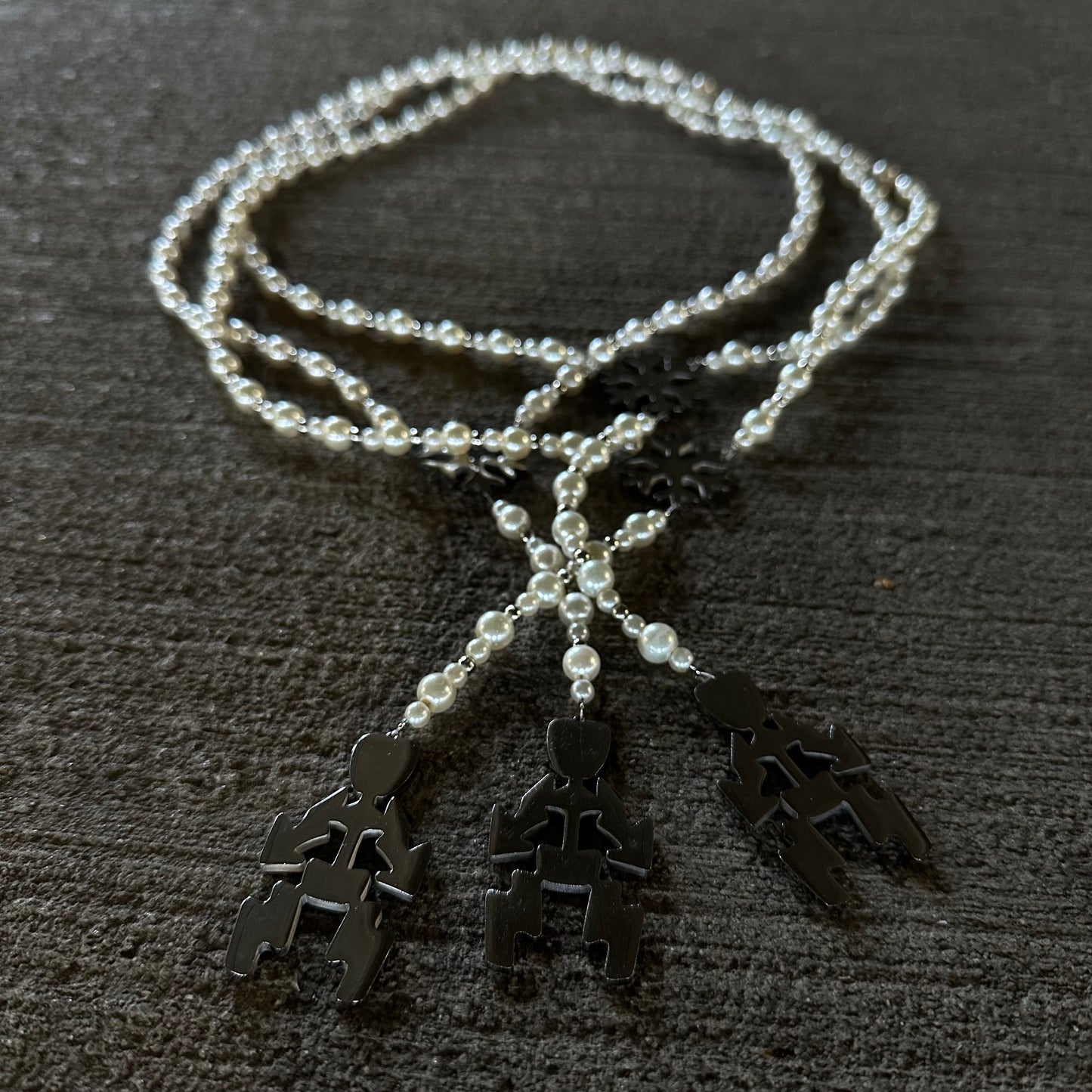 "ARCADIA" ROSARY (PEARL)