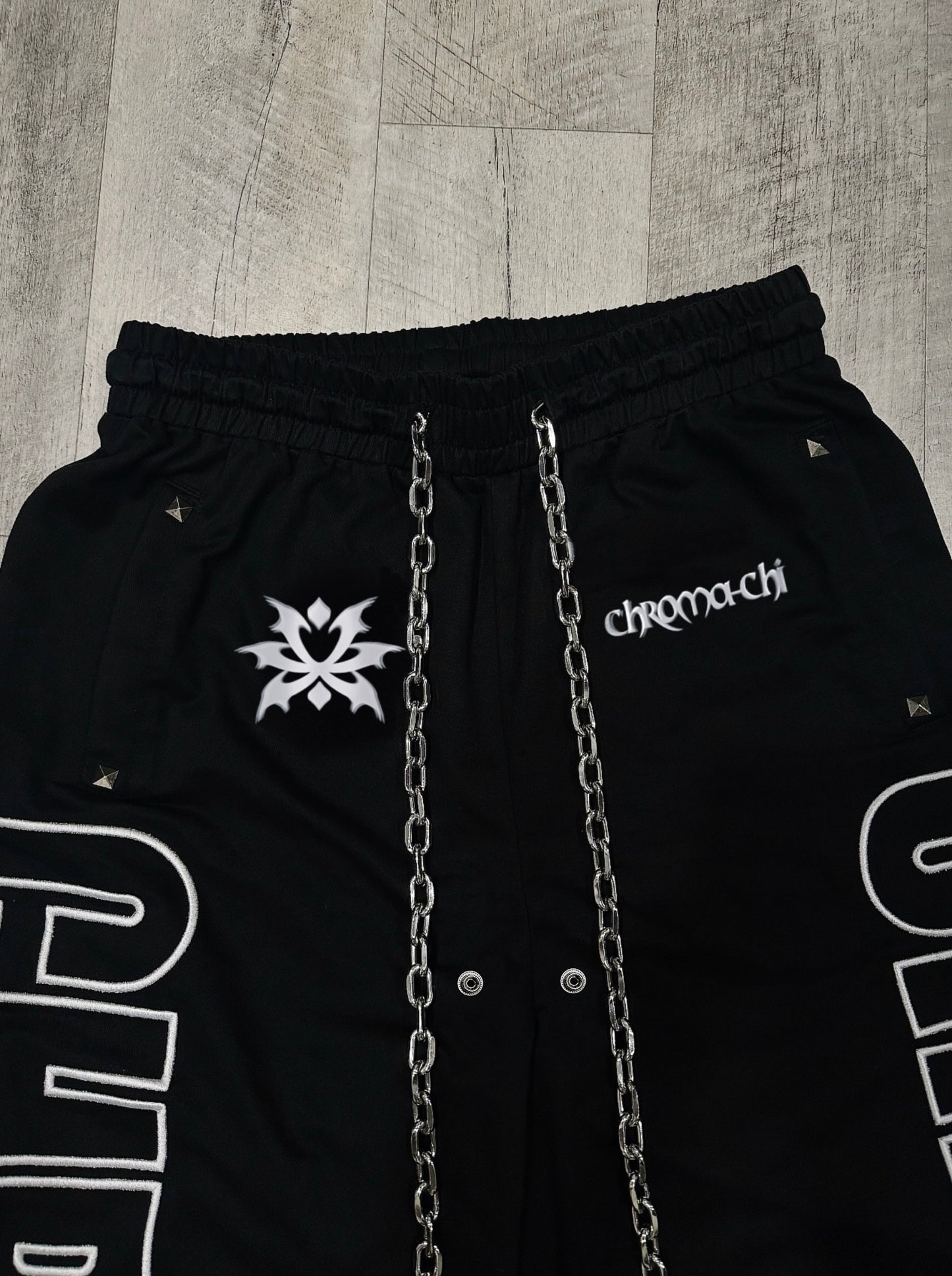 CHAINING PANTS